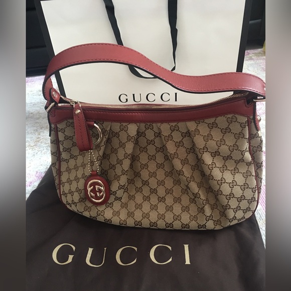 Gucci Canvas Sukey Shoulder Bag - Picture 1 of 5